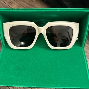 Bottega Veneta white sunglasses with case